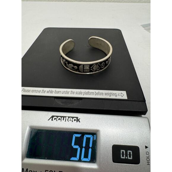 Vintage Egyptian Hieroglyphs Sterling Silver Bracelet Cuff 50 grams Storyteller - Picture 4 of 10